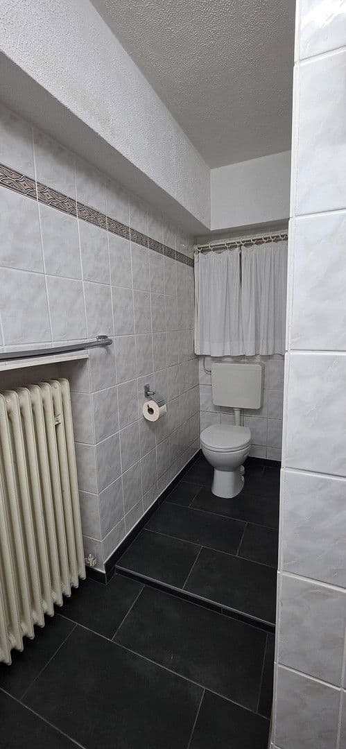 Prodej domu 250 m², pozemek 1.200 m², Rosenstr.4, Breitscheid, Porýní-Falc Prodej domu 250 m², pozemek 1.200 m², Rosenstr.4, Breitscheid, Porýní-Falc