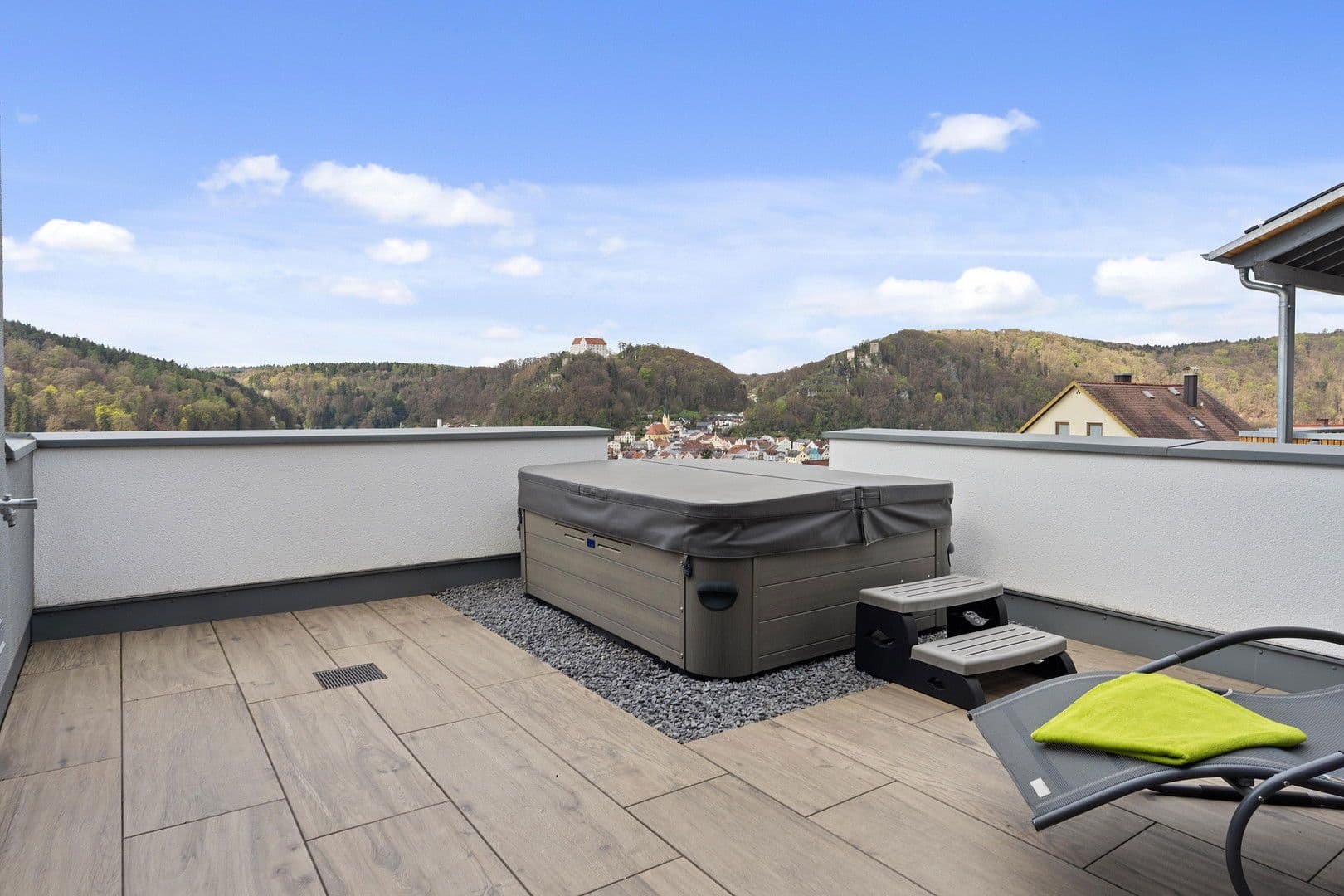 Prodej domu 223 m², pozemek 699 m², Riedenburg, Bavorsko Prodej domu 223 m², pozemek 699 m², Riedenburg, Bavorsko