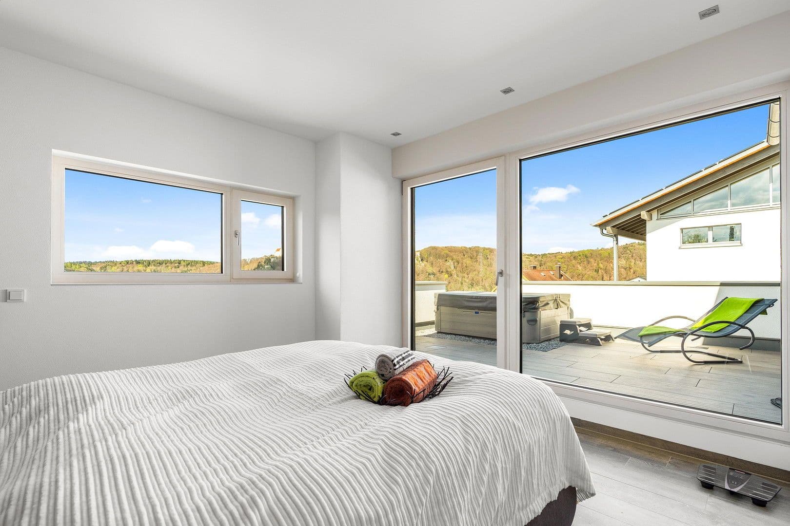 Prodej domu 223 m², pozemek 699 m², Riedenburg, Bavorsko Prodej domu 223 m², pozemek 699 m², Riedenburg, Bavorsko