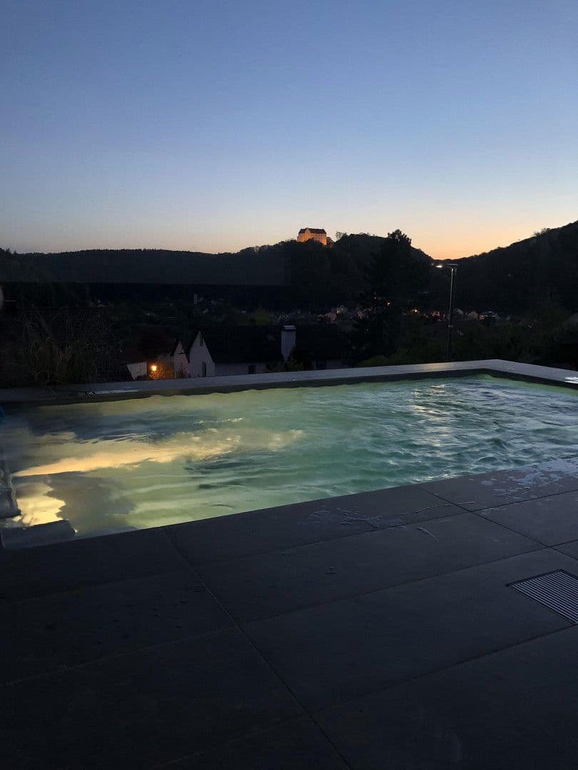 Prodej domu 223 m², pozemek 699 m², Riedenburg, Bavorsko Prodej domu 223 m², pozemek 699 m², Riedenburg, Bavorsko