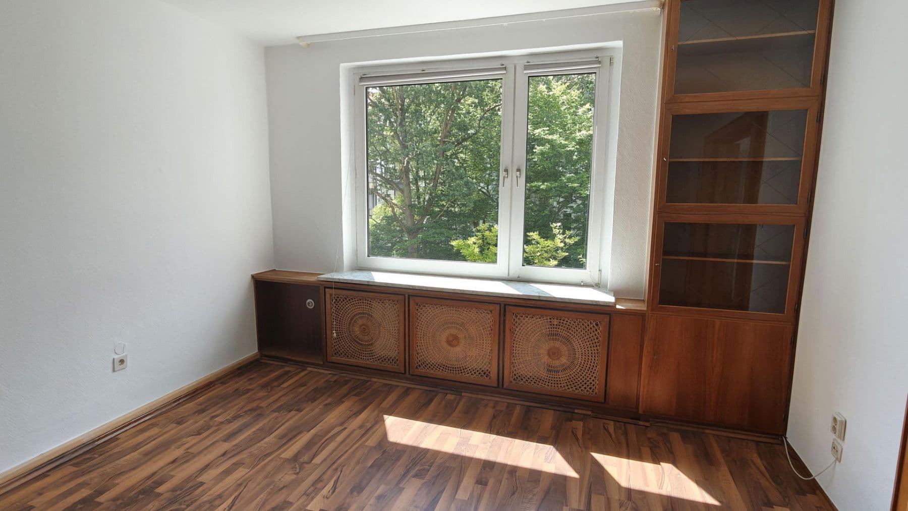 Pronájem bytu 4+1 115 m², Steinmetzstr. 6, Hannover, Dolní Sasko Pronájem bytu 4+1 115 m², Steinmetzstr. 6, Hannover, Dolní Sasko