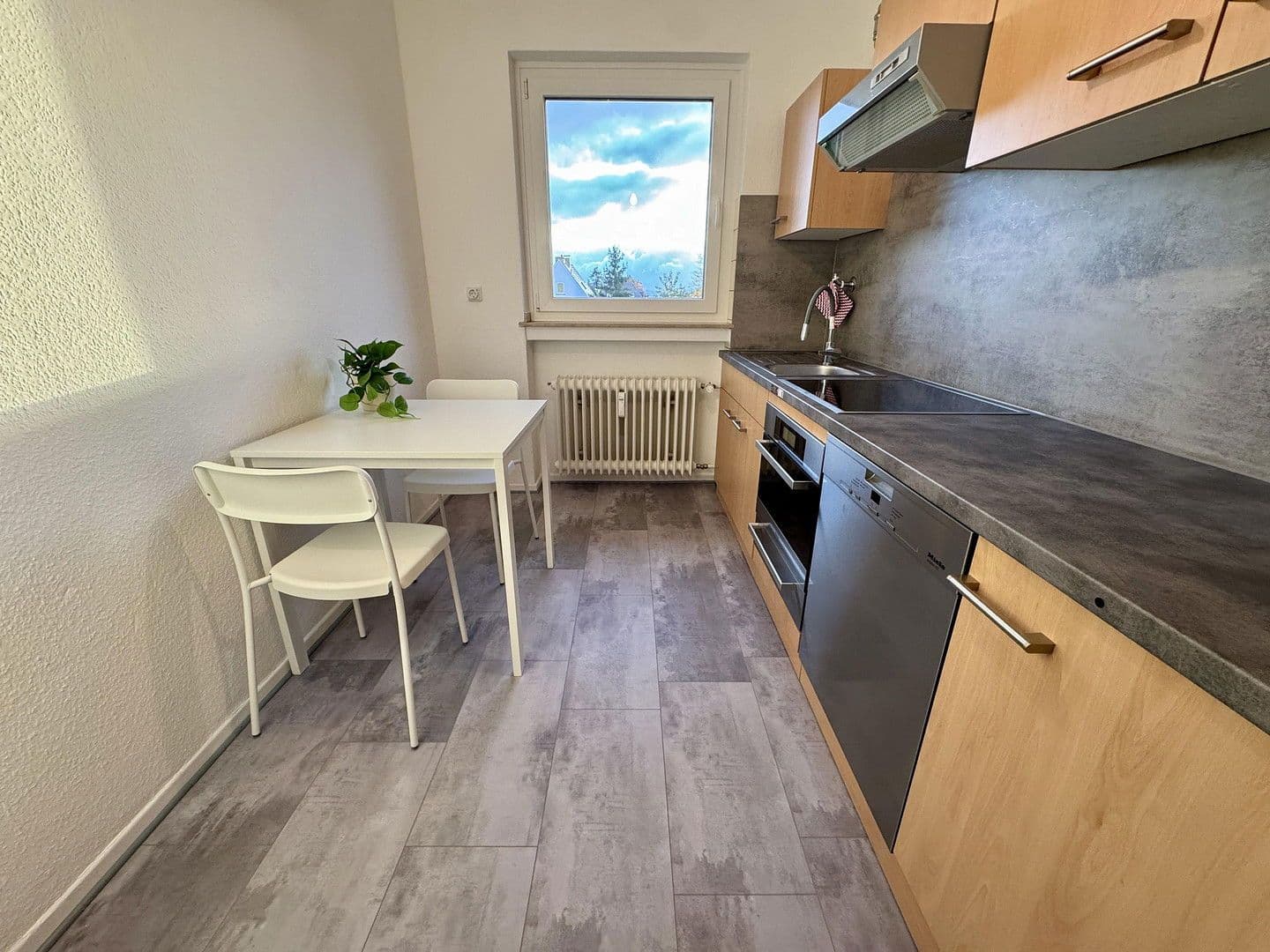 Pronájem bytu 3+1 71 m², Kassel, Hessen Pronájem bytu 3+1 71 m², Kassel, Hessen