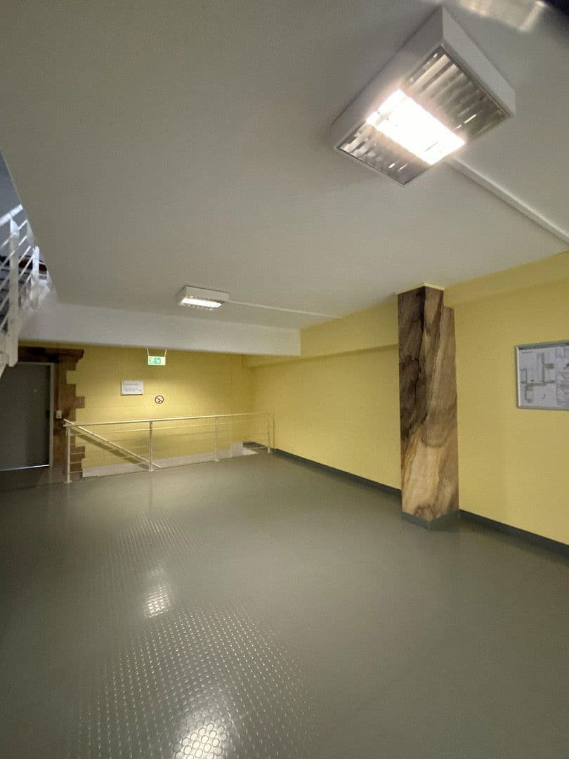 Pronájem kanceláře 380 m², Wilhelmstraße 78, Reilingen, Bádensko-Württembersko Pronájem kanceláře 380 m², Wilhelmstraße 78, Reilingen, Bádensko-Württembersko