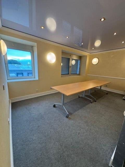 Pronájem kanceláře 380 m², Wilhelmstraße 78, Reilingen, Bádensko-Württembersko Pronájem kanceláře 380 m², Wilhelmstraße 78, Reilingen, Bádensko-Württembersko