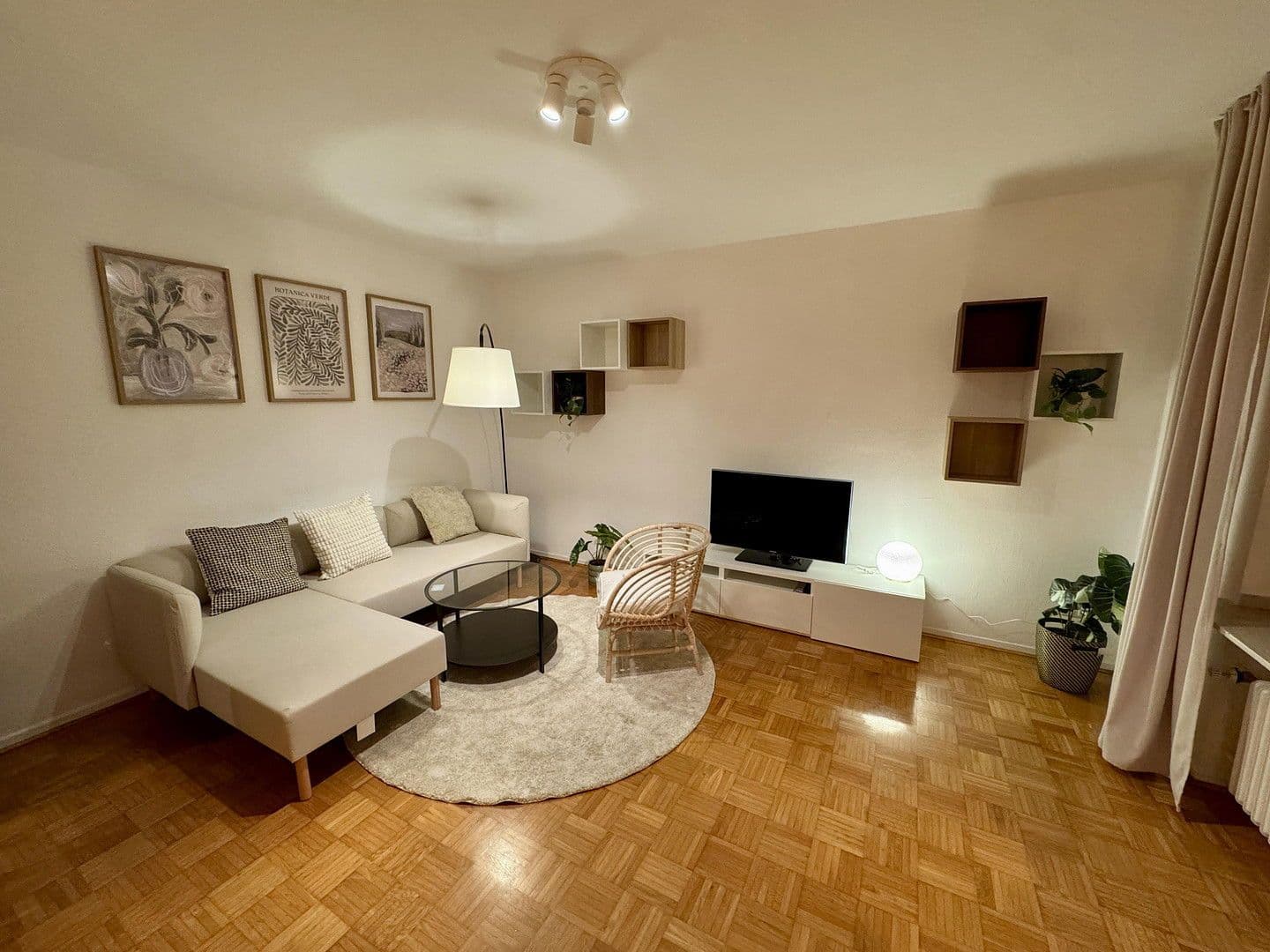 Pronájem bytu 3+1 71 m², Kassel, Hessen Pronájem bytu 3+1 71 m², Kassel, Hessen