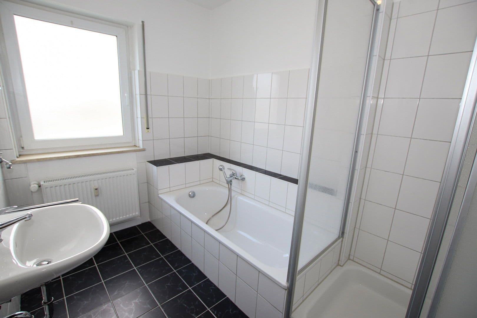 Pronájem bytu 3+1 91 m², Bachstraße 4, Lingen (Ems), Dolní Sasko Pronájem bytu 3+1 91 m², Bachstraße 4, Lingen (Ems), Dolní Sasko