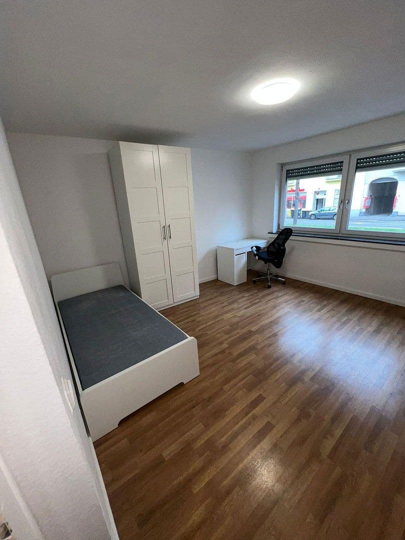 Pronájem bytu 4+1 75 m², Moltkestr, Köln, Severní Porýní-Vestfálsko Pronájem bytu 4+1 75 m², Moltkestr, Köln, Severní Porýní-Vestfálsko