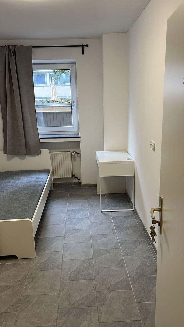 Pronájem bytu 4+1 75 m², Moltkestr, Köln, Severní Porýní-Vestfálsko Pronájem bytu 4+1 75 m², Moltkestr, Köln, Severní Porýní-Vestfálsko