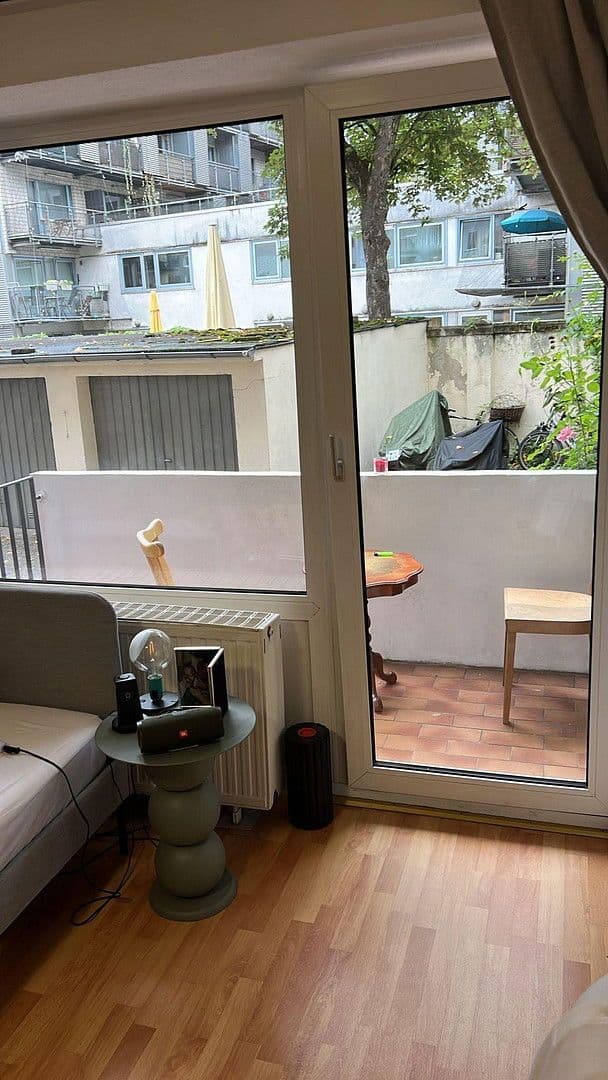 Pronájem bytu 4+1 75 m², Moltkestr, Köln, Severní Porýní-Vestfálsko Pronájem bytu 4+1 75 m², Moltkestr, Köln, Severní Porýní-Vestfálsko