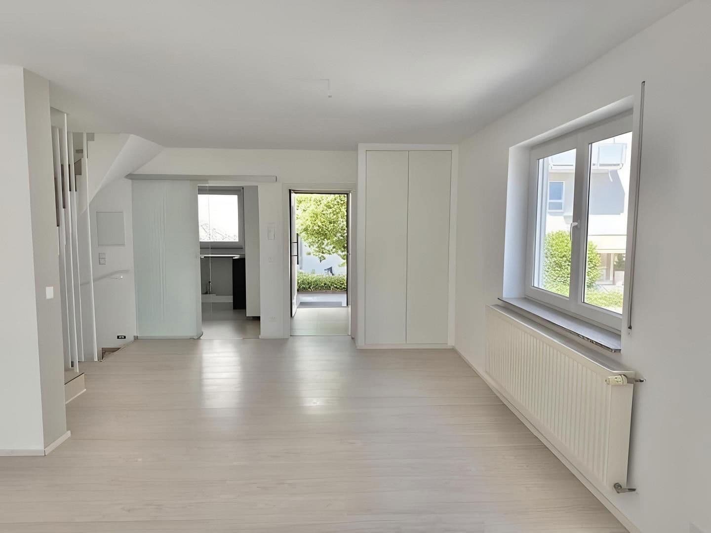Pronájem domu 185 m², pozemek 400 m², Bruchköbel, Hessen Pronájem domu 185 m², pozemek 400 m², Bruchköbel, Hessen