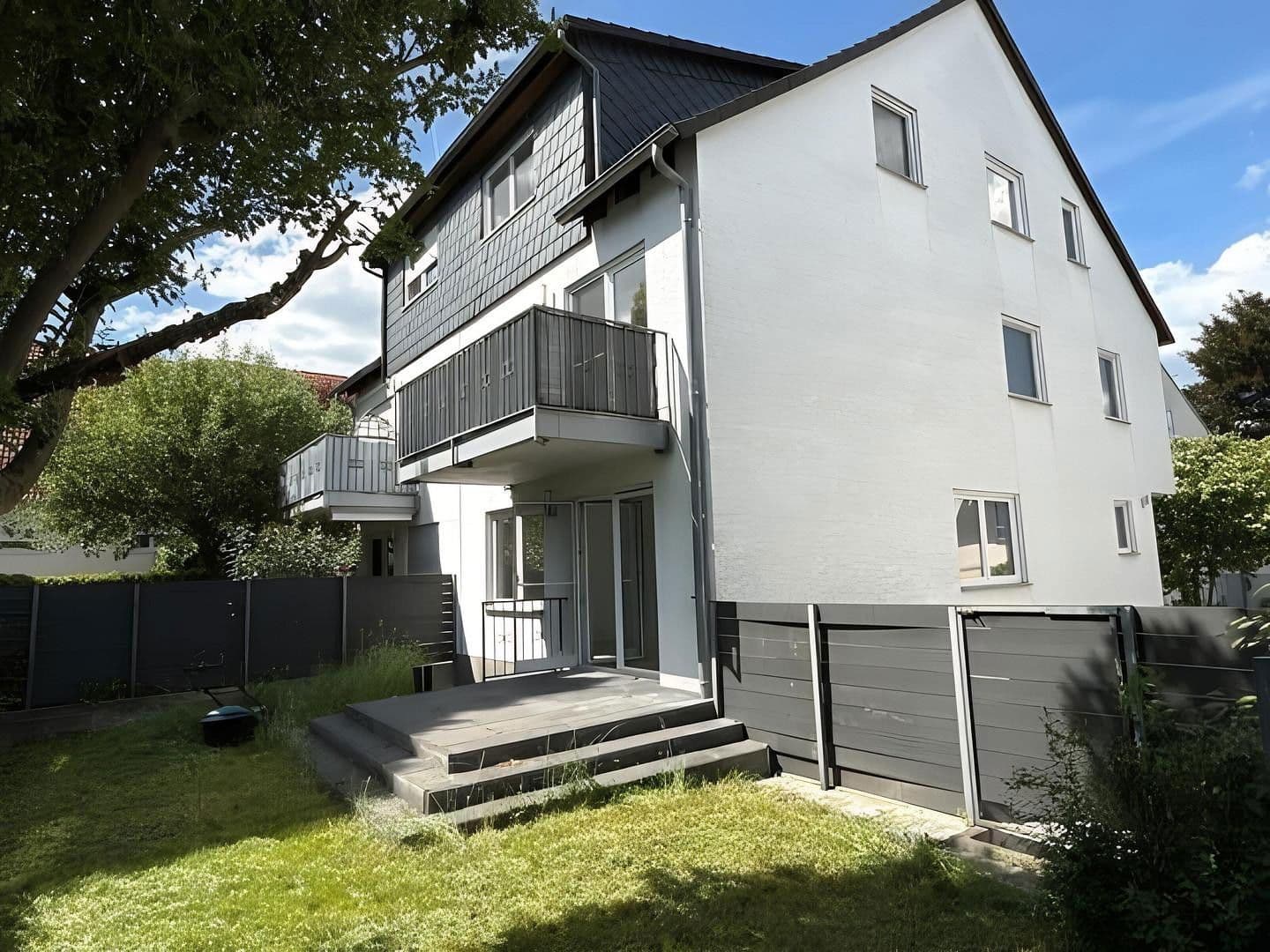 Pronájem domu 185 m², pozemek 400 m², Bruchköbel, Hessen Pronájem domu 185 m², pozemek 400 m², Bruchköbel, Hessen