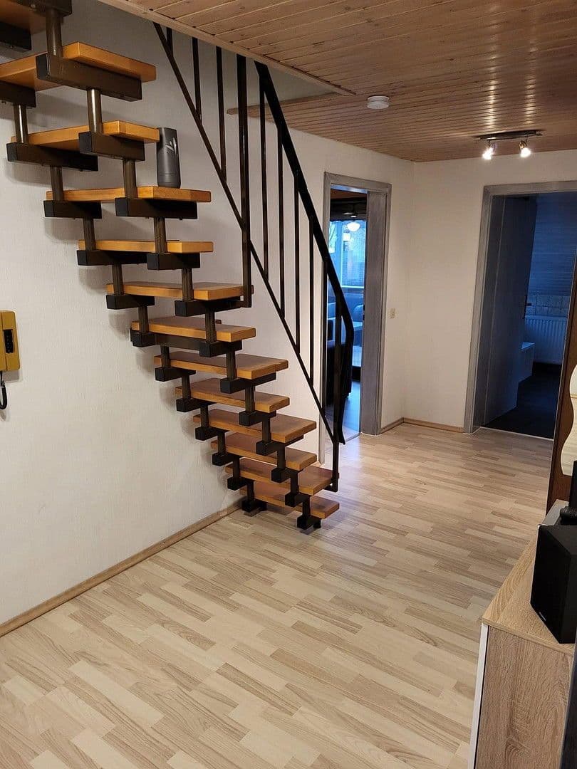 Prodej domu 170 m², pozemek 507 m², Obersulm, Bádensko-Württembersko Prodej domu 170 m², pozemek 507 m², Obersulm, Bádensko-Württembersko