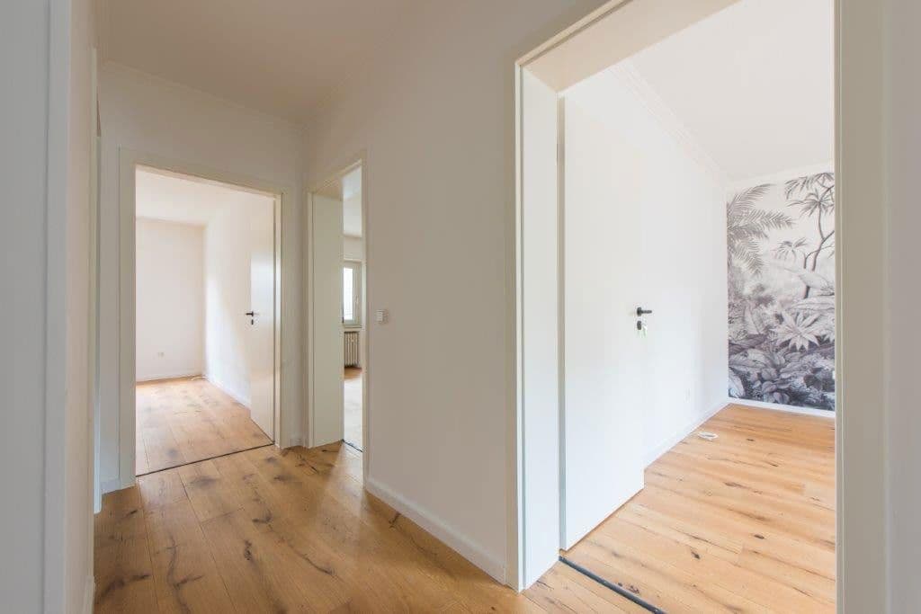 Pronájem bytu 1+1 28 m², Leverkusen, Severní Porýní-Vestfálsko Pronájem bytu 1+1 28 m², Leverkusen, Severní Porýní-Vestfálsko