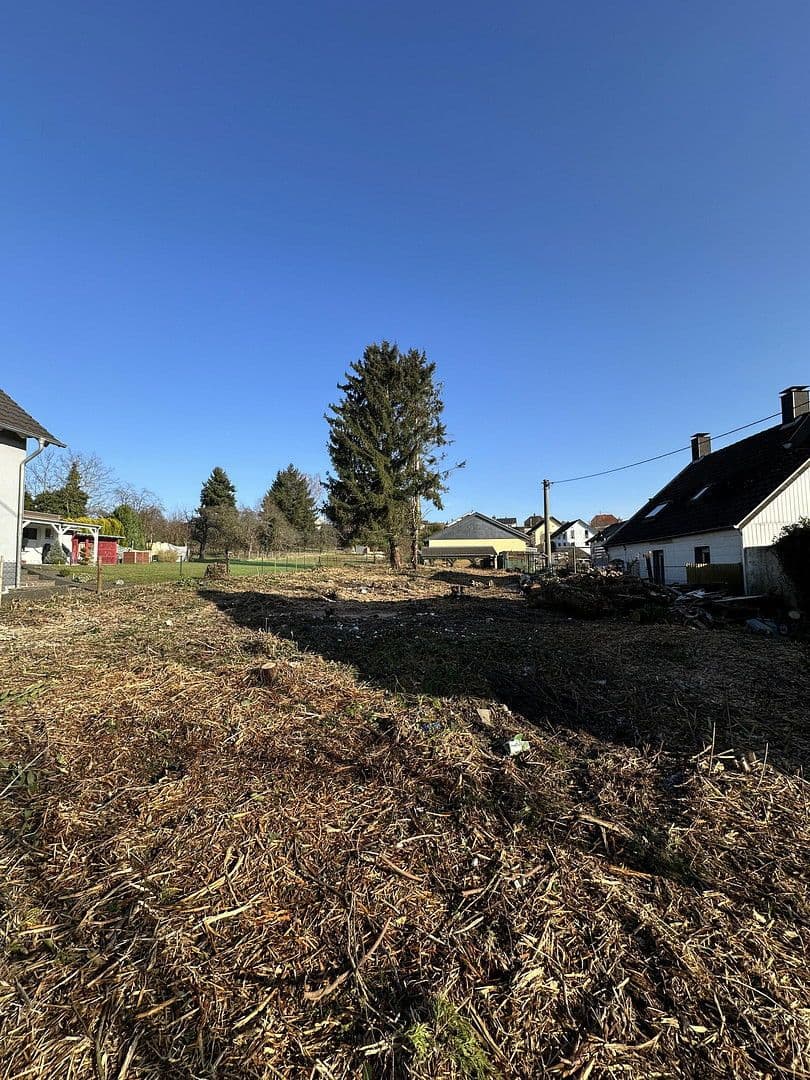 Prodej pozemku 1.100 m², Frankenholzer Straße 216, Bexbach, Země Sársko Prodej pozemku 1.100 m², Frankenholzer Straße 216, Bexbach, Země Sársko