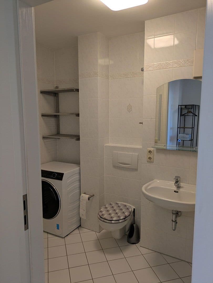 Pronájem bytu 30 m², Grünauer Str. 123, Berlin-Köpenick, Berlín Pronájem bytu 30 m², Grünauer Str. 123, Berlin-Köpenick, Berlín