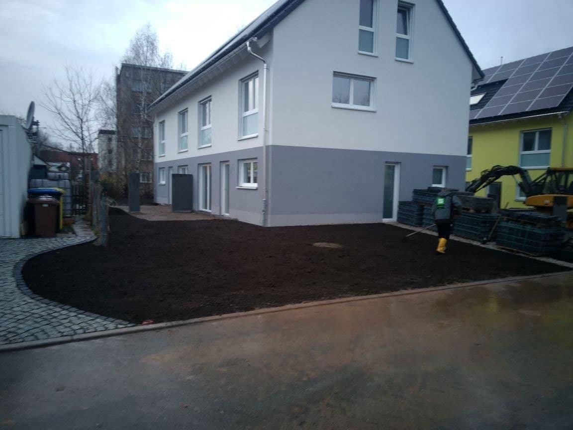 Pronájem domu 145 m², pozemek 150 m², Weydemeyerstr 180a, Chemnitz, Sasko Pronájem domu 145 m², pozemek 150 m², Weydemeyerstr 180a, Chemnitz, Sasko