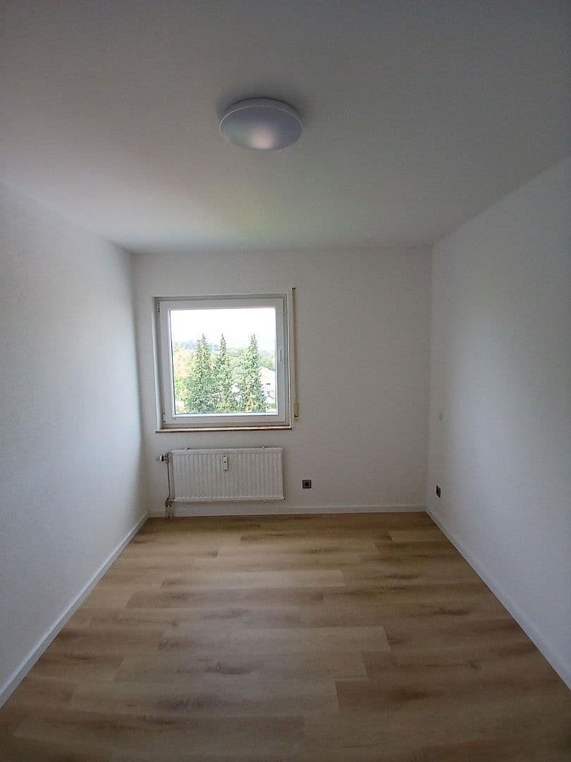 Pronájem bytu 3+kk 82 m², Heilbronn-Biberach, Bádensko-Württembersko Pronájem bytu 3+kk 82 m², Heilbronn-Biberach, Bádensko-Württembersko