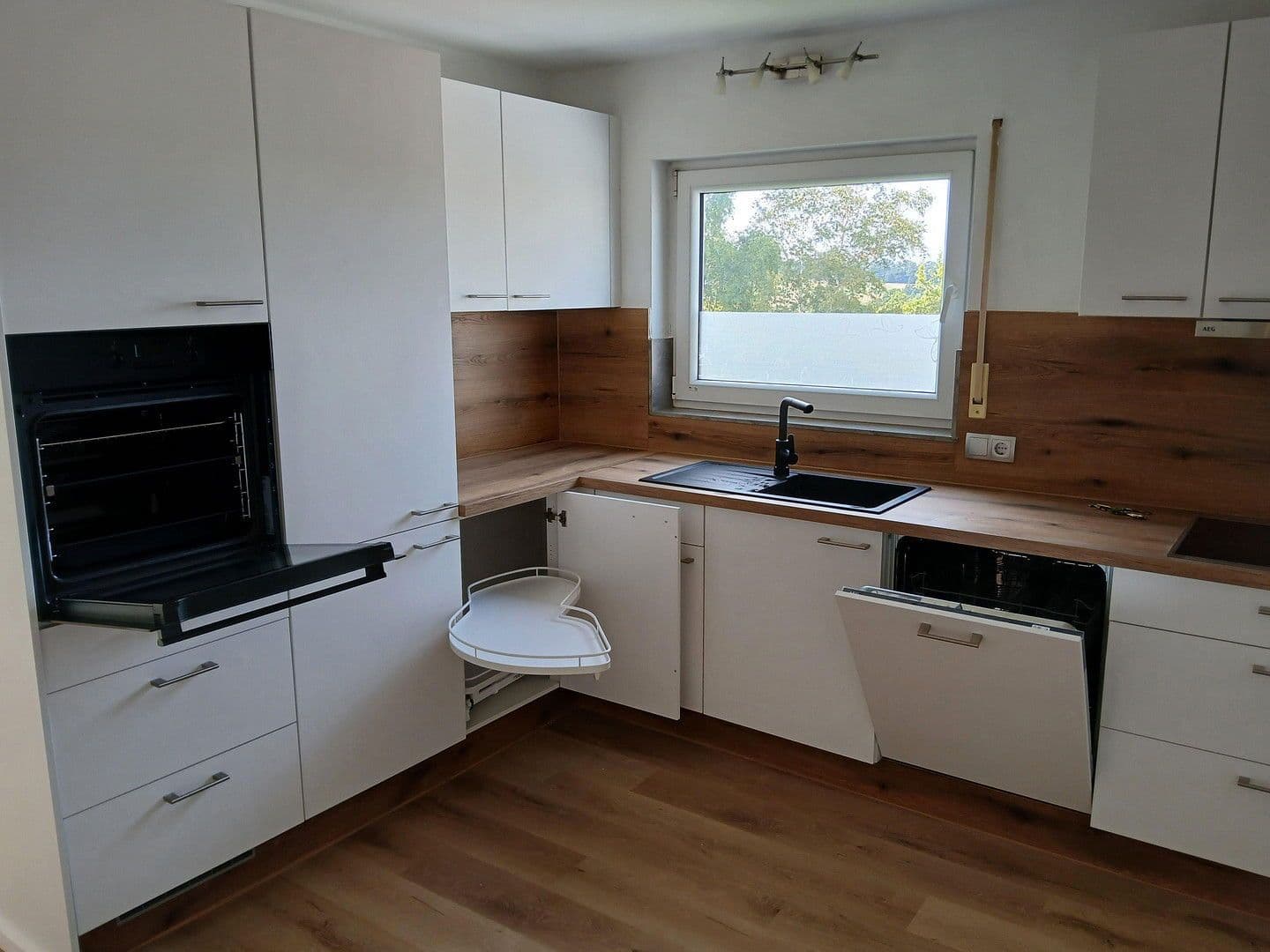 Pronájem bytu 3+kk 82 m², Heilbronn-Biberach, Bádensko-Württembersko Pronájem bytu 3+kk 82 m², Heilbronn-Biberach, Bádensko-Württembersko