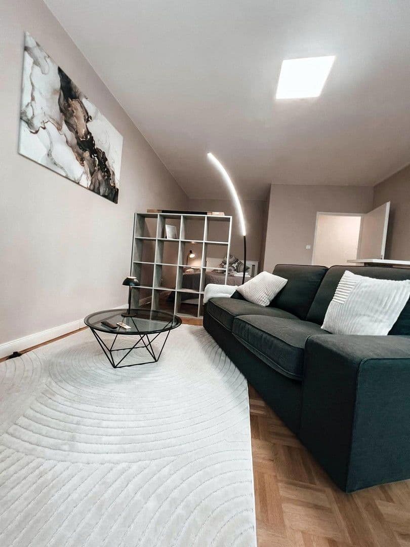 Pronájem bytu 1+1 36 m², Max-Planck-Straße 22, Heusenstamm, Hessen Pronájem bytu 1+1 36 m², Max-Planck-Straße 22, Heusenstamm, Hessen