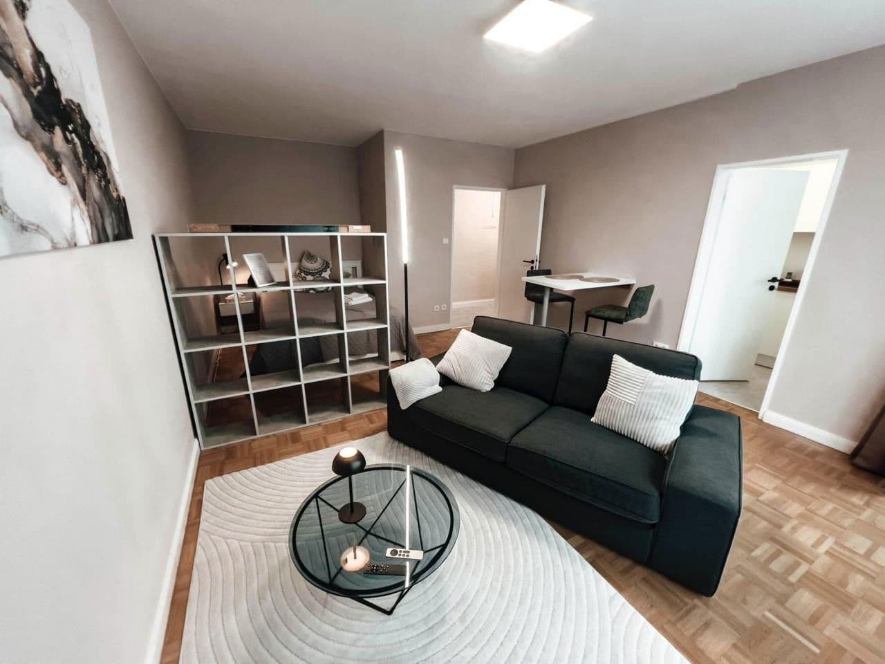 Pronájem bytu 1+1 36 m², Max-Planck-Straße 22, Heusenstamm, Hessen Pronájem bytu 1+1 36 m², Max-Planck-Straße 22, Heusenstamm, Hessen