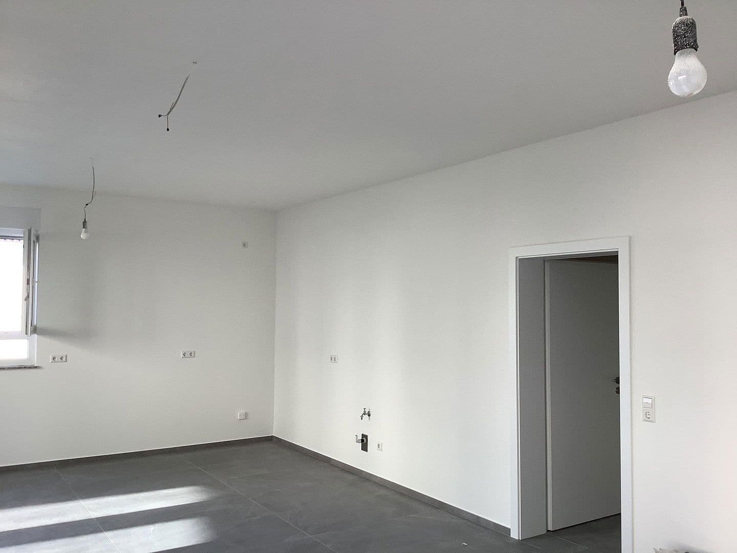 Prodej domu 147 m², pozemek 490 m², Buchen (Odenwald), Bádensko-Württembersko Prodej domu 147 m², pozemek 490 m², Buchen (Odenwald), Bádensko-Württembersko