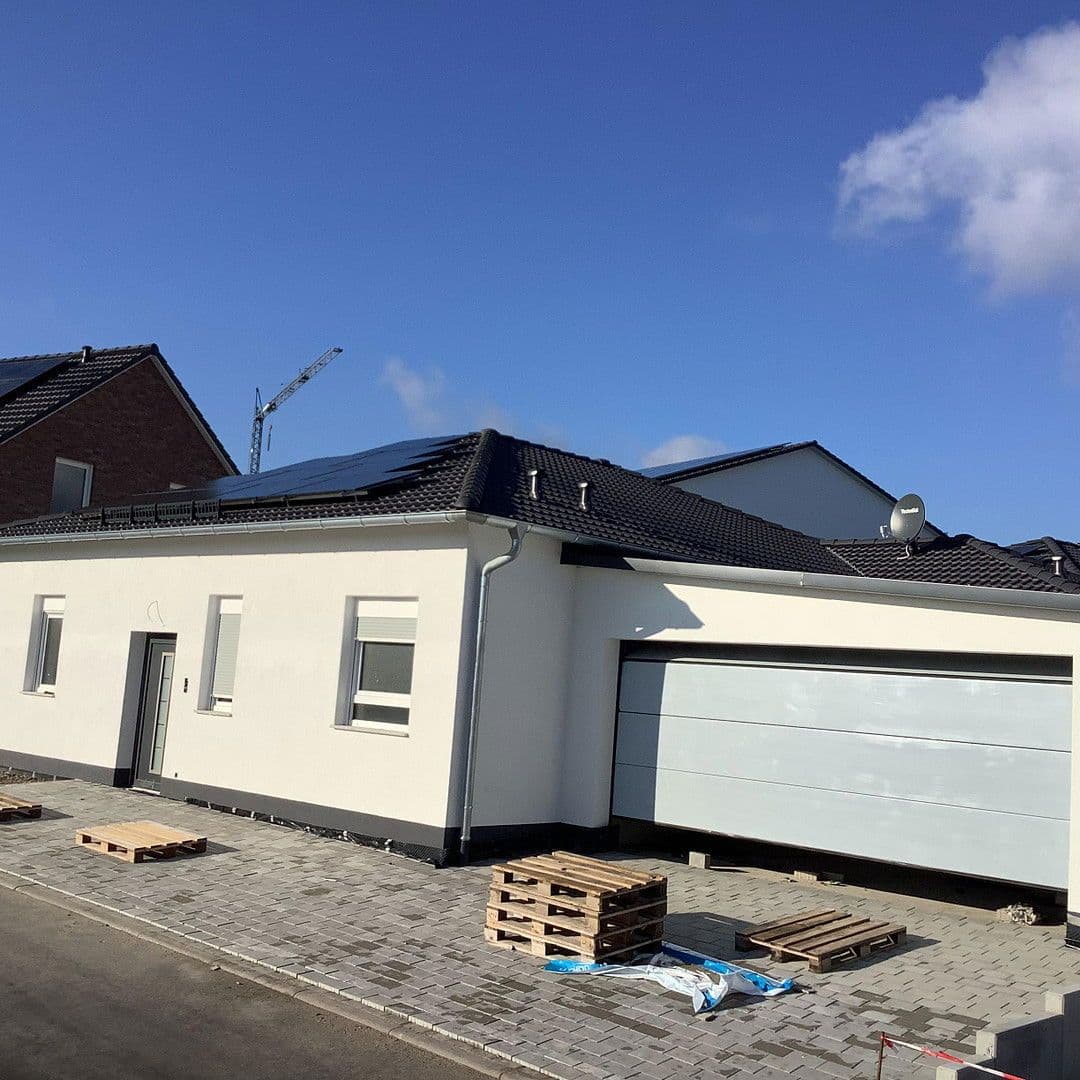 Prodej domu 147 m², pozemek 490 m², Buchen (Odenwald), Bádensko-Württembersko Prodej domu 147 m², pozemek 490 m², Buchen (Odenwald), Bádensko-Württembersko