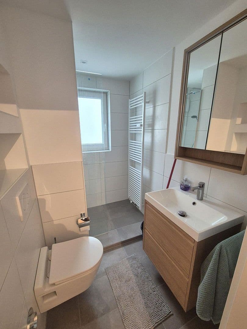 Pronájem bytu 2+1 61 m², Burgallee 36, Hanau, Hessen Pronájem bytu 2+1 61 m², Burgallee 36, Hanau, Hessen