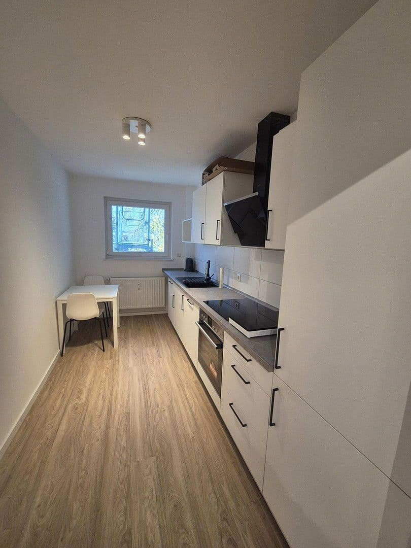 Pronájem bytu 2+1 61 m², Burgallee 36, Hanau, Hessen Pronájem bytu 2+1 61 m², Burgallee 36, Hanau, Hessen