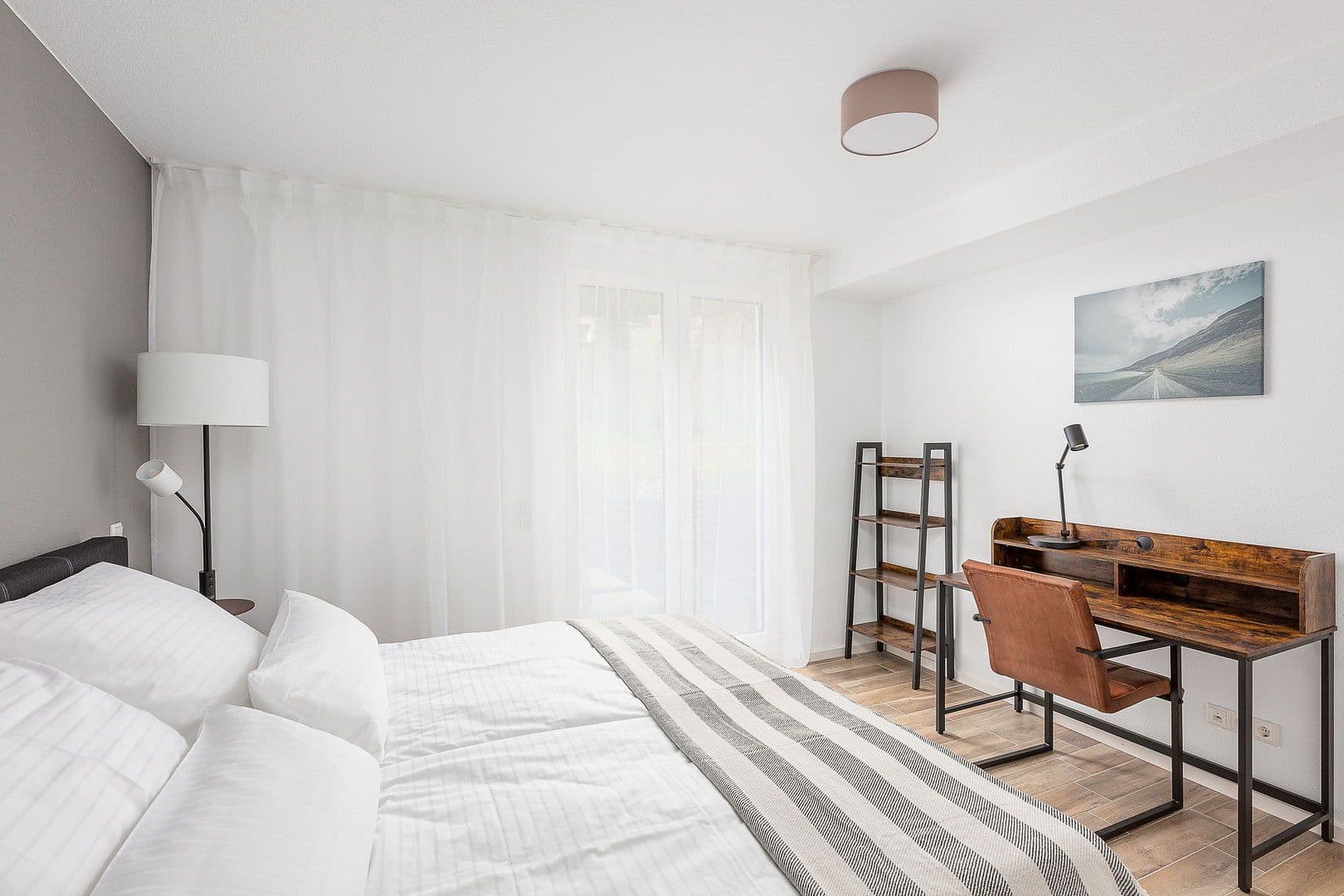 Pronájem bytu 1+1 24 m², Ezanvillestr. 14, Heidelberg, Bádensko-Württembersko Pronájem bytu 1+1 24 m², Ezanvillestr. 14, Heidelberg, Bádensko-Württembersko