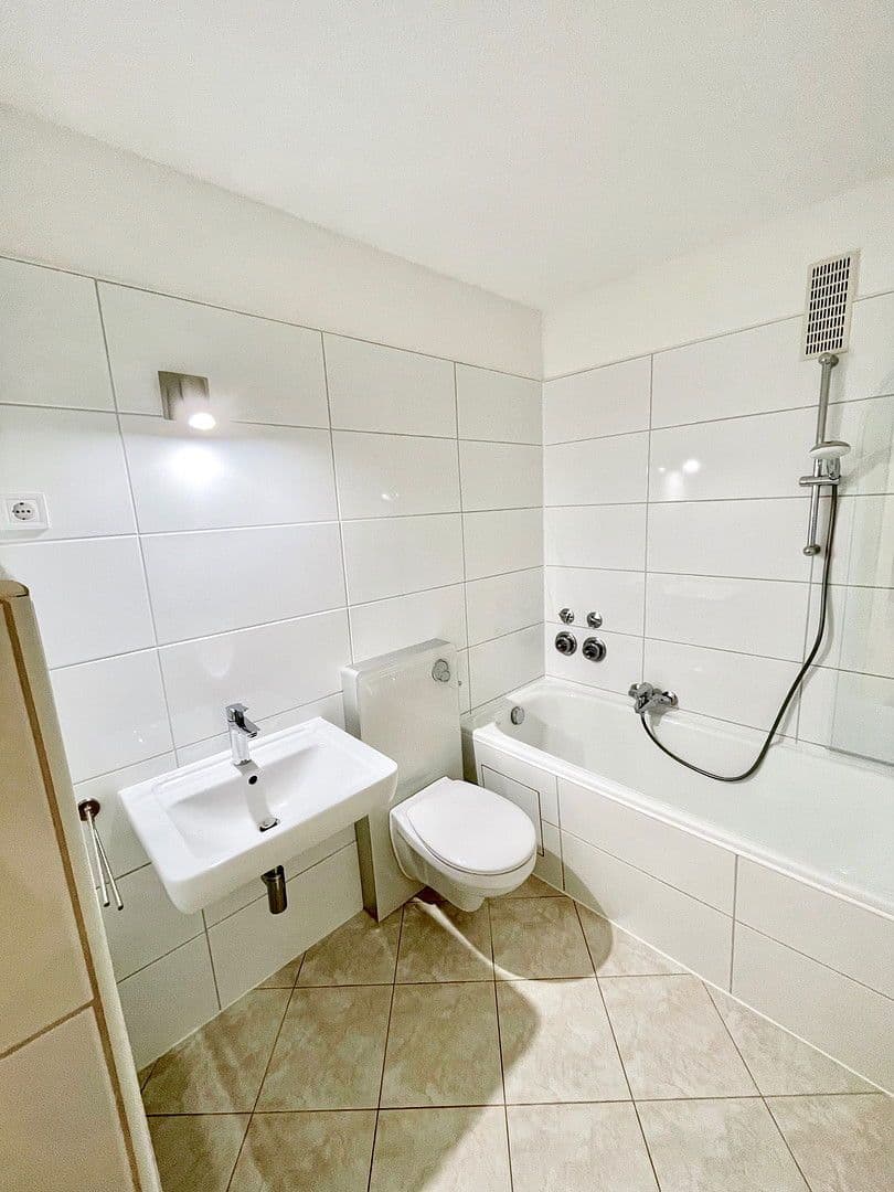 Pronájem bytu 1+1 39 m², Bad Bellingen, Bádensko-Württembersko Pronájem bytu 1+1 39 m², Bad Bellingen, Bádensko-Württembersko