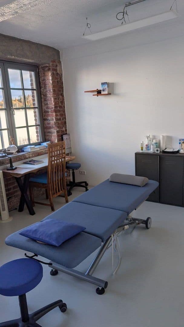 Pronájem kanceláře 160 m², Maximilian Str. 4, Idstein, Hessen Pronájem kanceláře 160 m², Maximilian Str. 4, Idstein, Hessen