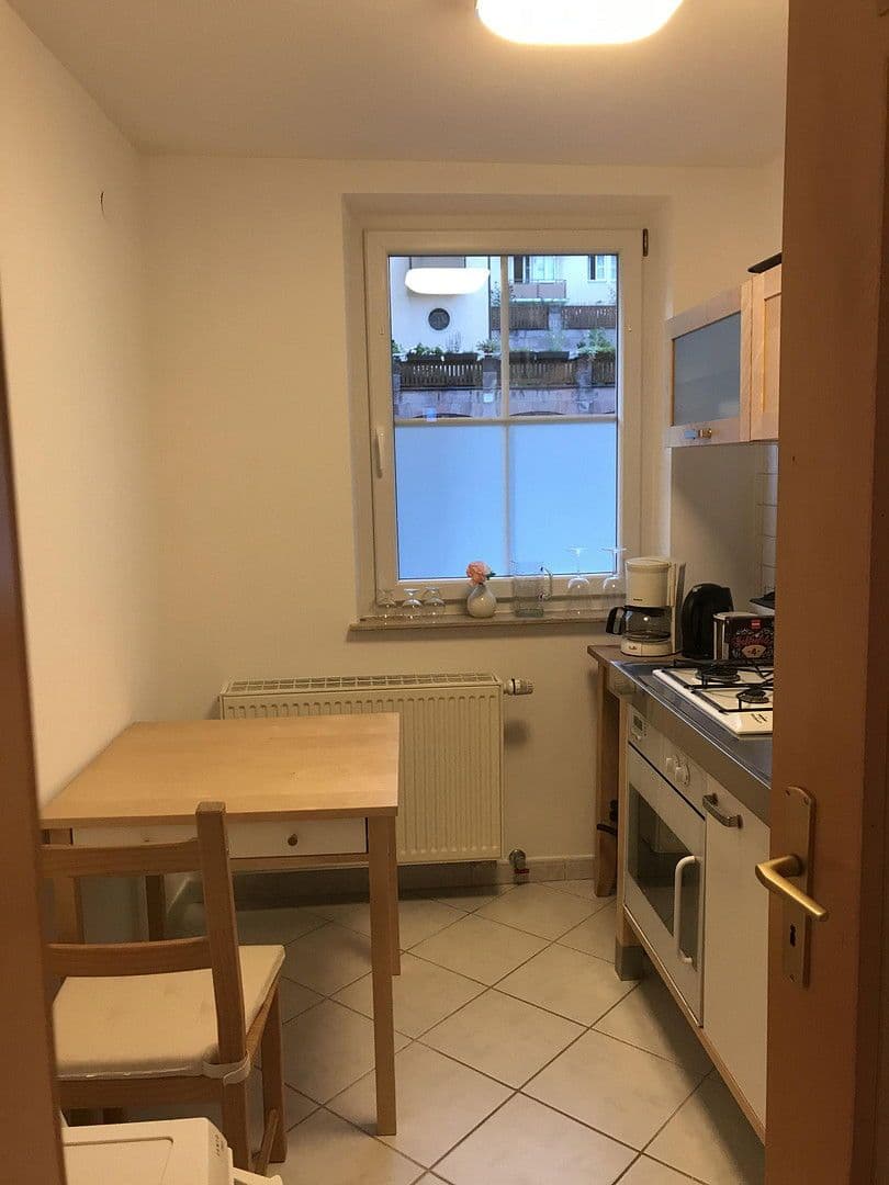 Pronájem bytu 2+1 43 m², Schildgasse 23, Nürnberg, Bavorsko Pronájem bytu 2+1 43 m², Schildgasse 23, Nürnberg, Bavorsko