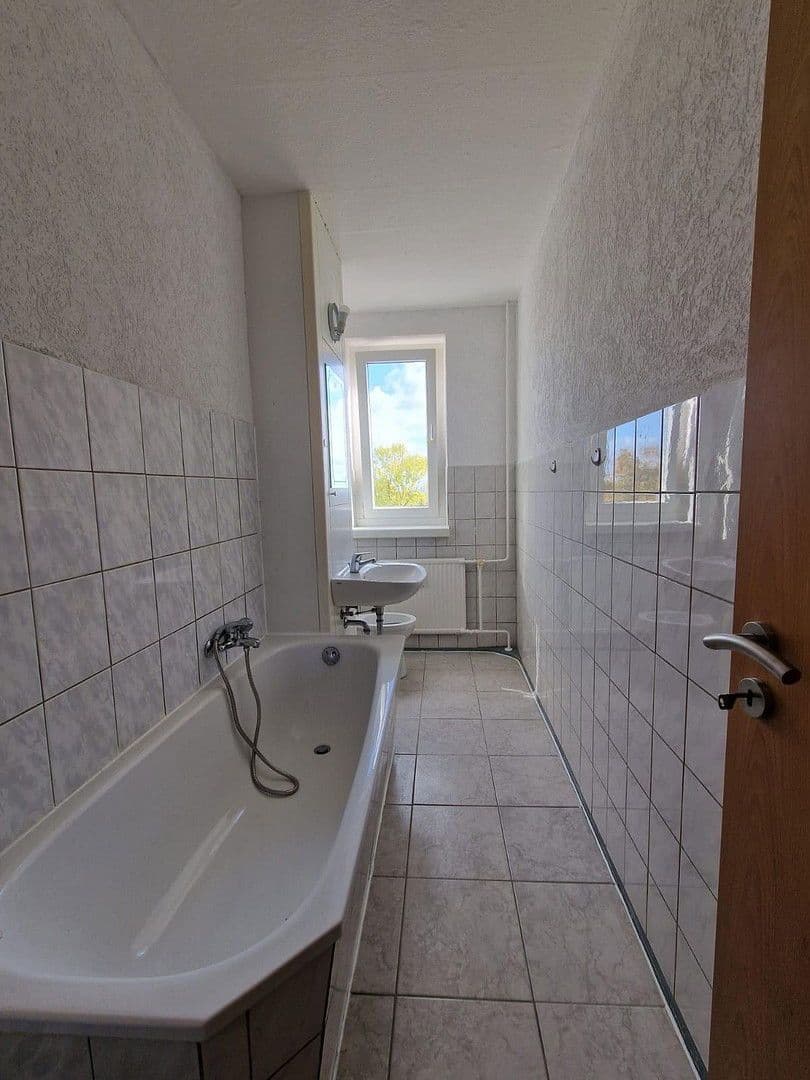 Pronájem bytu 3+1 67 m², Puschkinstr. 2, Halberstadt, Sasko-Anhaltsko Pronájem bytu 3+1 67 m², Puschkinstr. 2, Halberstadt, Sasko-Anhaltsko