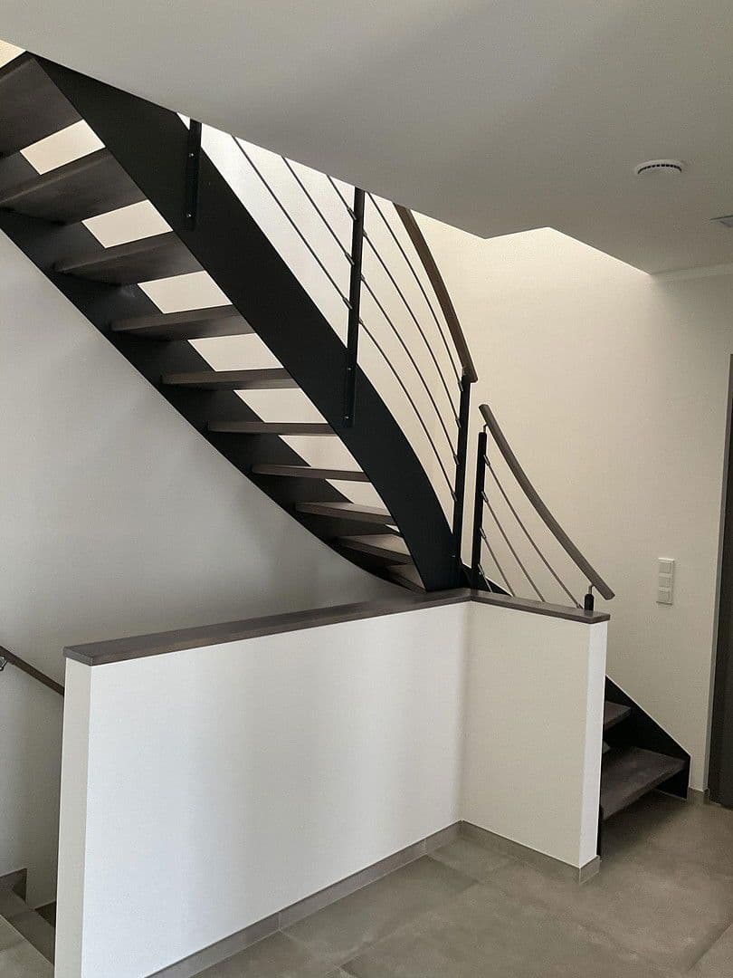 Pronájem domu 201 m², pozemek 436 m², Bad Vilbel, Hessen Pronájem domu 201 m², pozemek 436 m², Bad Vilbel, Hessen