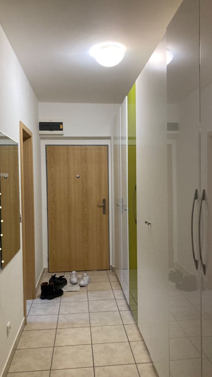 Pronájem bytu 2+kk 50 m², V Dolině, Praha, Praha Pronájem bytu 2+kk 50 m², V Dolině, Praha, Praha