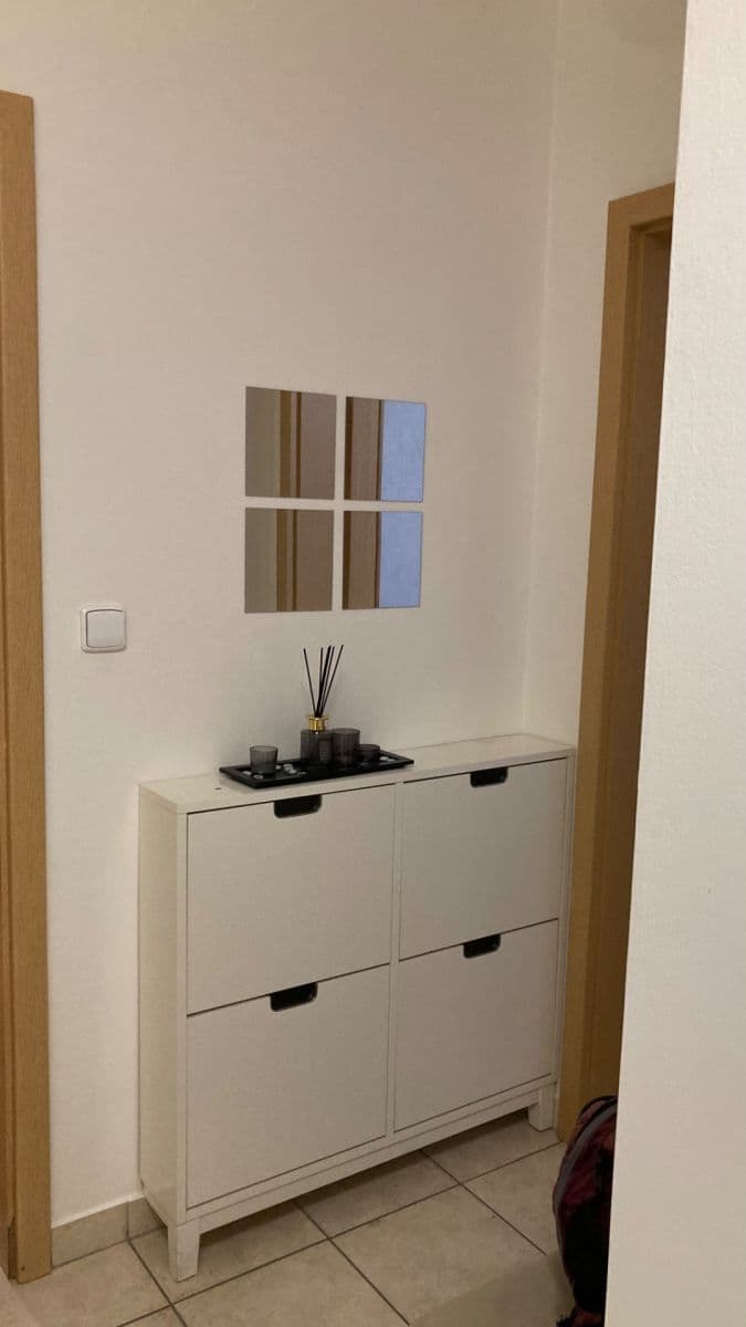 Pronájem bytu 2+kk 50 m², V Dolině, Praha, Praha Pronájem bytu 2+kk 50 m², V Dolině, Praha, Praha