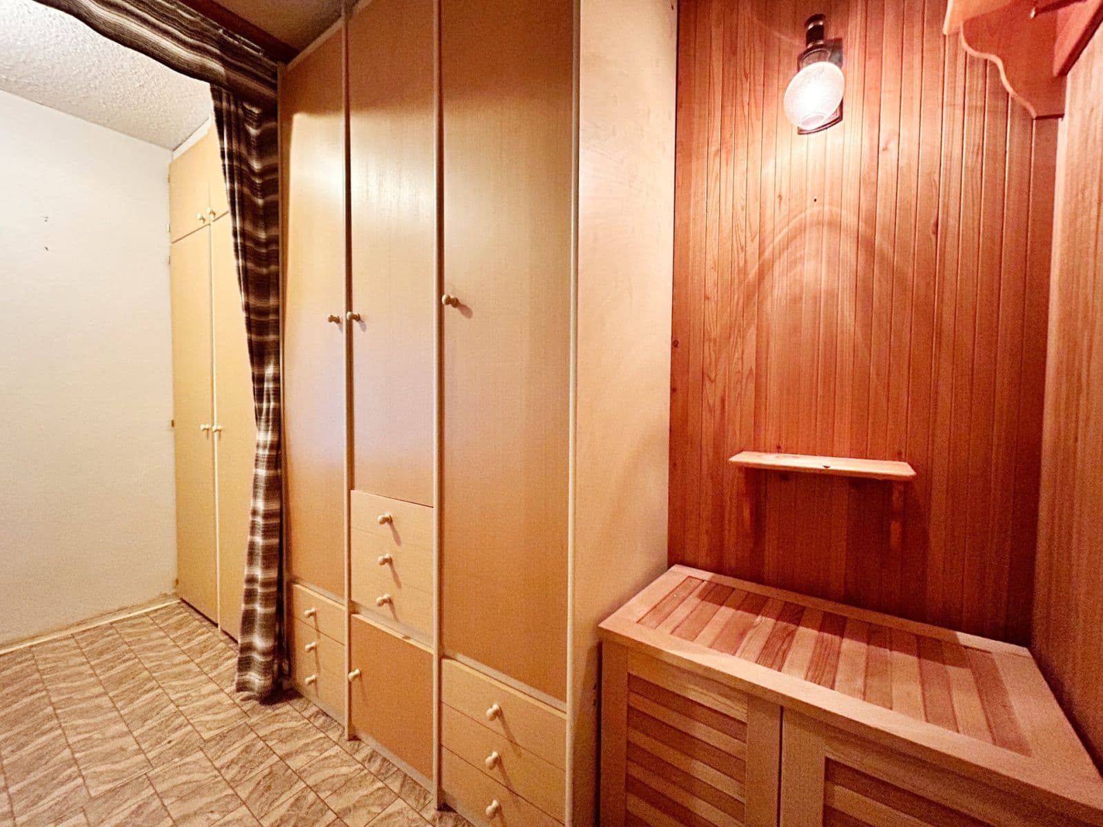 Pronájem bytu 2+kk 43 m², Kurčatovova, Praha, Praha Pronájem bytu 2+kk 43 m², Kurčatovova, Praha, Praha