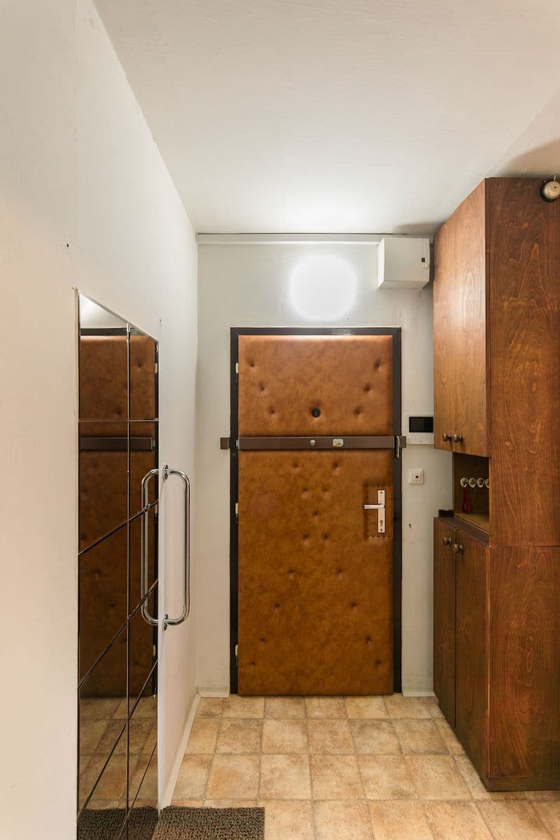 Prodej bytu 3+1 64 m², Svídnická, Praha, Praha Prodej bytu 3+1 64 m², Svídnická, Praha, Praha