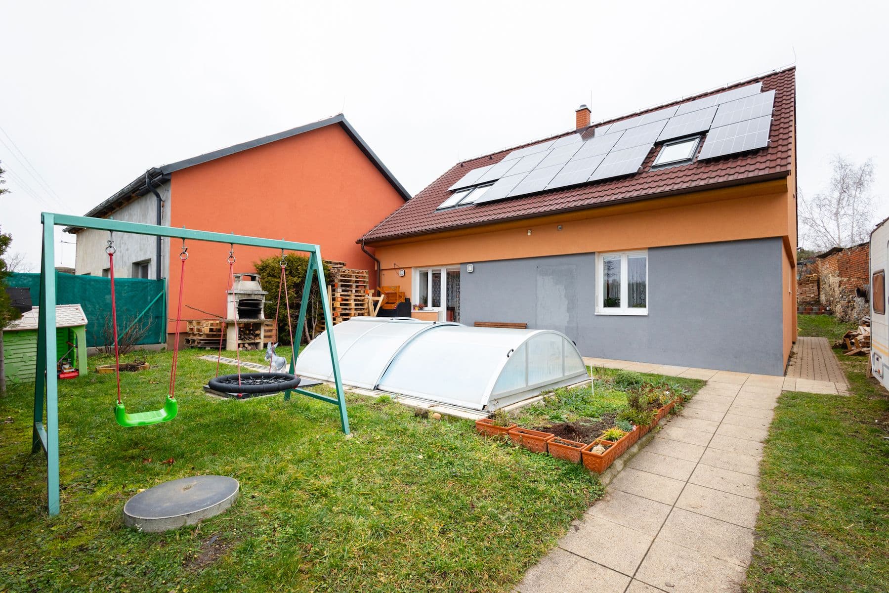 Prodej domu 194 m², pozemek 501 m², Kojetická, Čakovičky, Středočeský kraj Prodej domu 194 m², pozemek 501 m², Kojetická, Čakovičky, Středočeský kraj