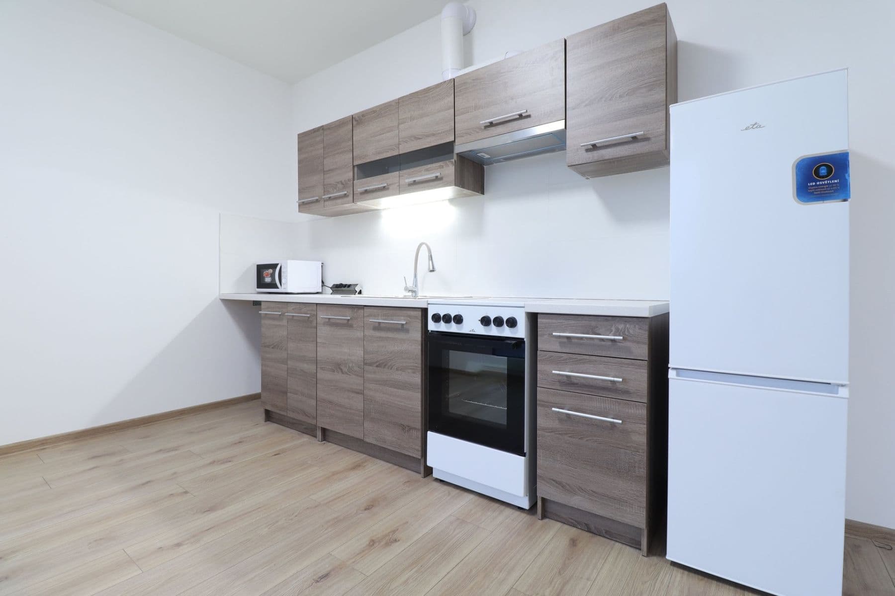 Pronájem bytu 1+kk 37 m², Stočesova, Praha, Praha Pronájem bytu 1+kk 37 m², Stočesova, Praha, Praha