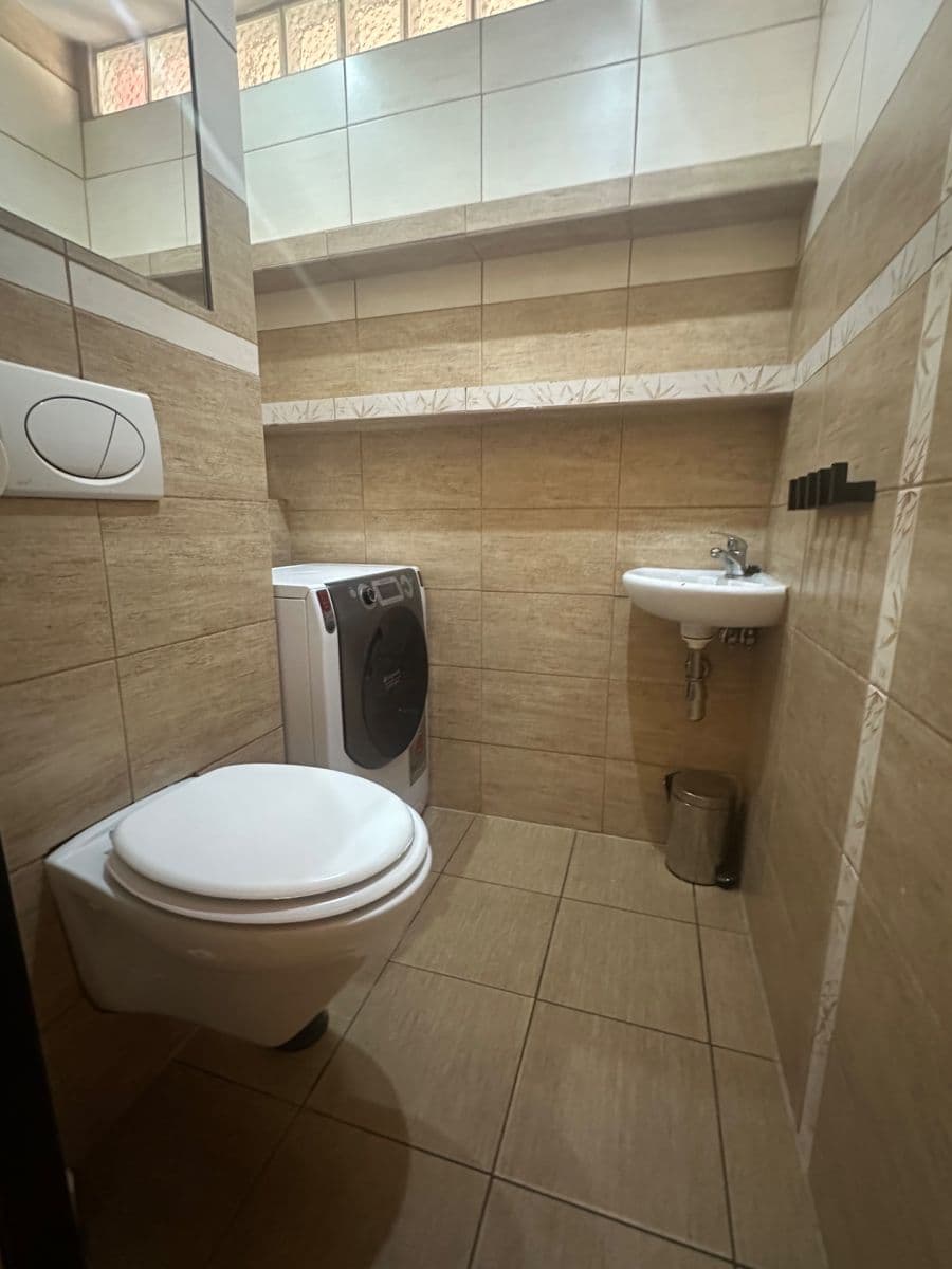 Prodej bytu 3+1 91 m², Fráni Šrámka, Teplice, Ústecký kraj Prodej bytu 3+1 91 m², Fráni Šrámka, Teplice, Ústecký kraj