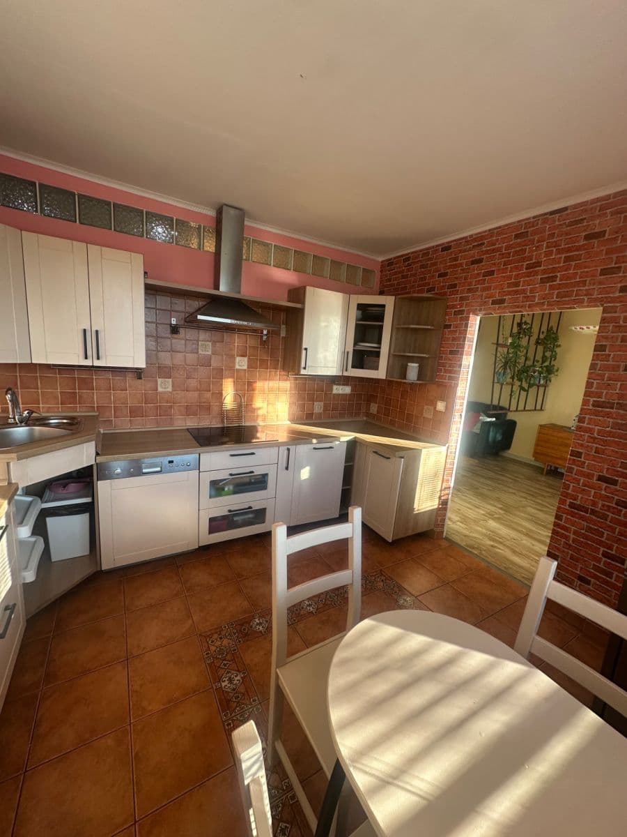 Prodej bytu 3+1 91 m², Fráni Šrámka, Teplice, Ústecký kraj Prodej bytu 3+1 91 m², Fráni Šrámka, Teplice, Ústecký kraj