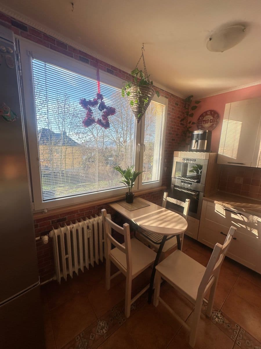 Prodej bytu 3+1 91 m², Fráni Šrámka, Teplice, Ústecký kraj Prodej bytu 3+1 91 m², Fráni Šrámka, Teplice, Ústecký kraj