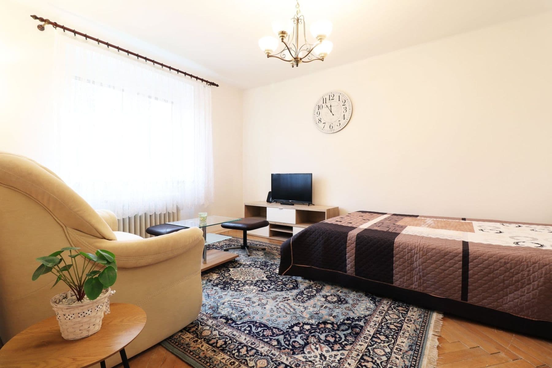 Pronájem bytu 1+1 32 m², Kyjevská, Kladno, Středočeský kraj Pronájem bytu 1+1 32 m², Kyjevská, Kladno, Středočeský kraj