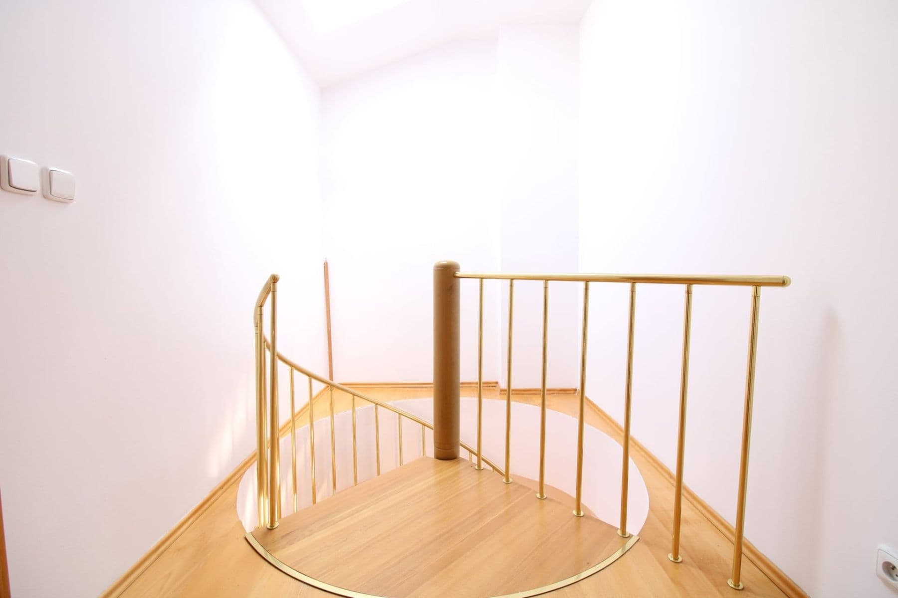 Pronájem bytu 170 m², Vinohradská, Praha, Praha Pronájem bytu 170 m², Vinohradská, Praha, Praha