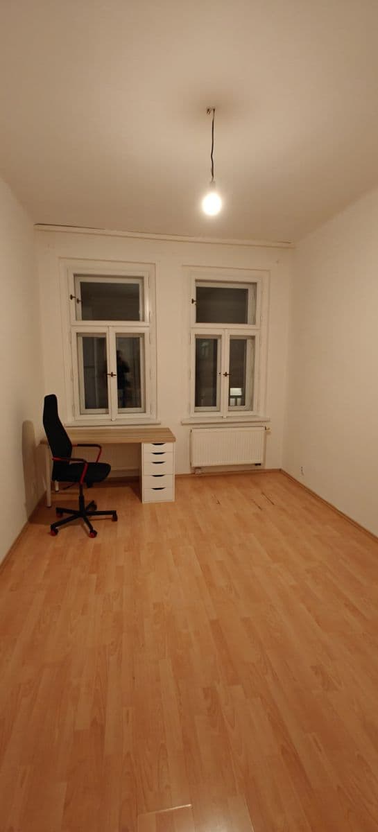 Pronájem bytu 2+1 50 m², Seifertova, Praha, Praha Pronájem bytu 2+1 50 m², Seifertova, Praha, Praha