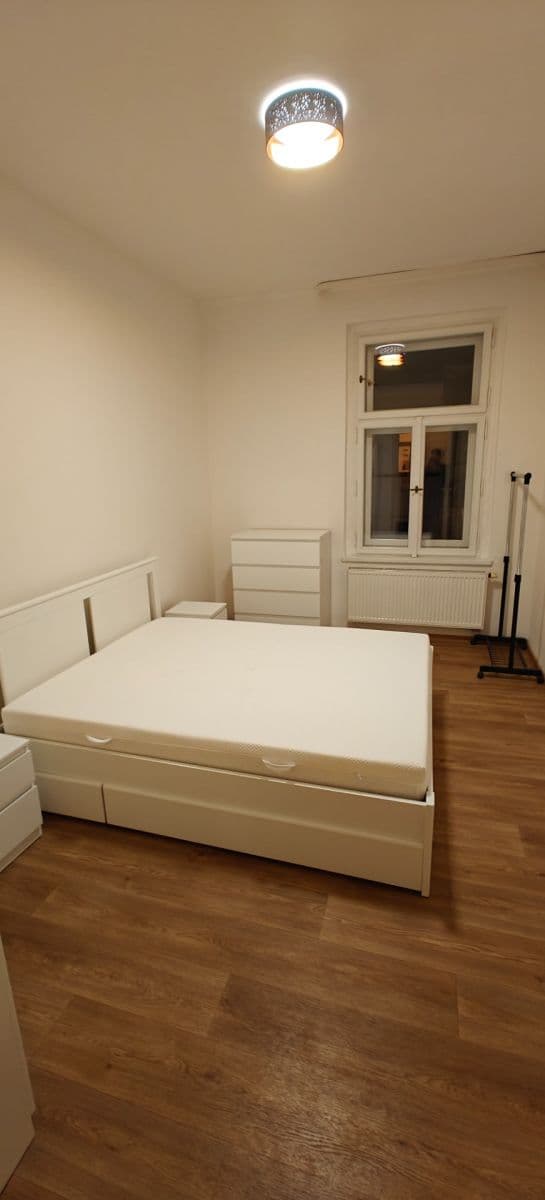 Pronájem bytu 2+1 50 m², Seifertova, Praha, Praha Pronájem bytu 2+1 50 m², Seifertova, Praha, Praha