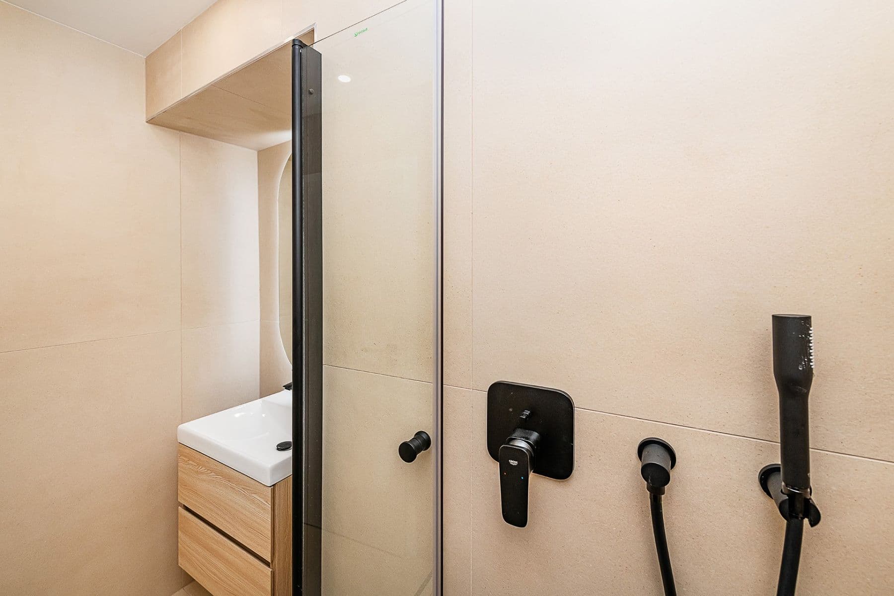 Prodej bytu 4+kk 94 m², V Dolině, Praha, Praha Prodej bytu 4+kk 94 m², V Dolině, Praha, Praha