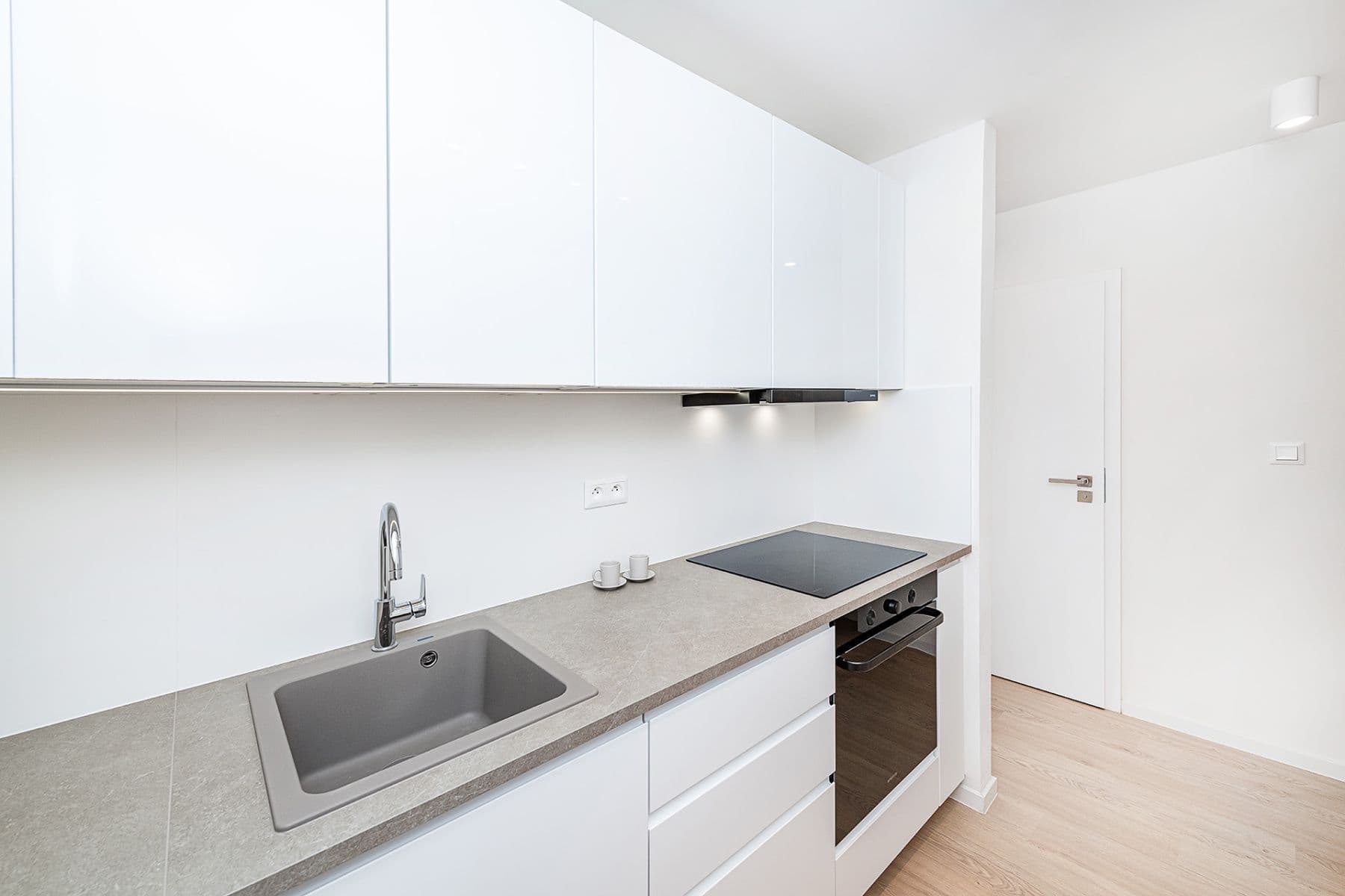 Prodej bytu 4+kk 94 m², V Dolině, Praha, Praha Prodej bytu 4+kk 94 m², V Dolině, Praha, Praha