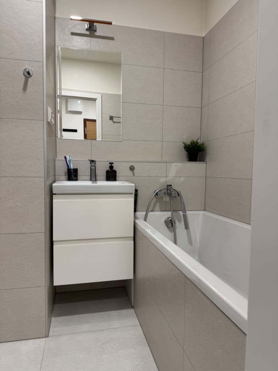 Pronájem bytu 1+kk 32 m², Rakovského, Praha, Praha Pronájem bytu 1+kk 32 m², Rakovského, Praha, Praha